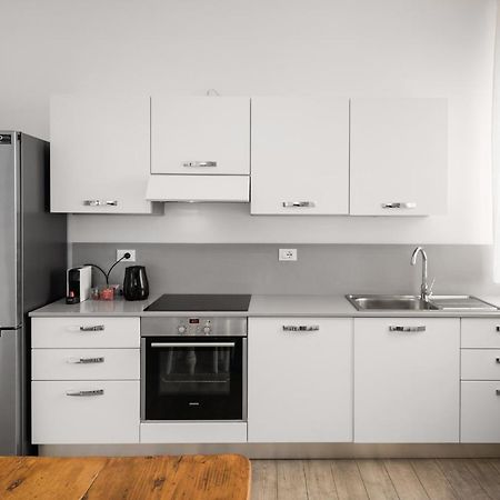 Flats4Rent La Dimora D'Orlando Apartman Verona Kültér fotó